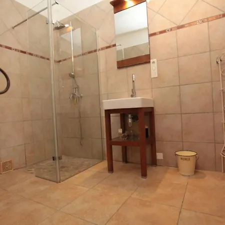 Gite Avec Piscine Et Climatisation Buzignargues Exterior foto