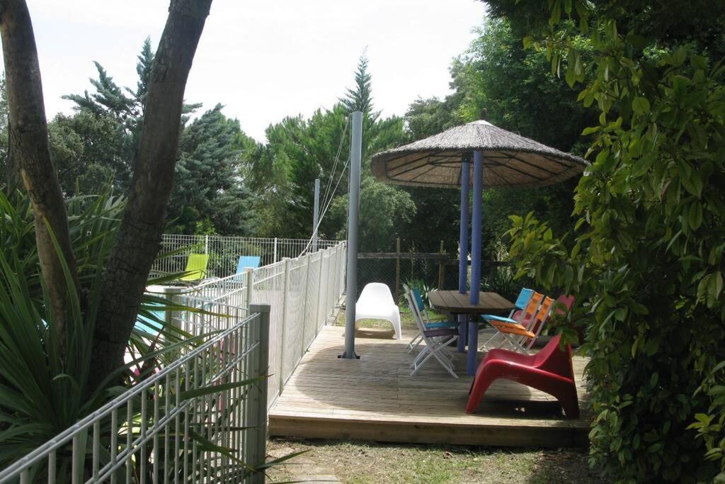Avec Piscine Et Climatisation *