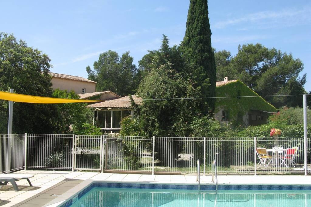 Avec Piscine Et Climatisation Buzignargues